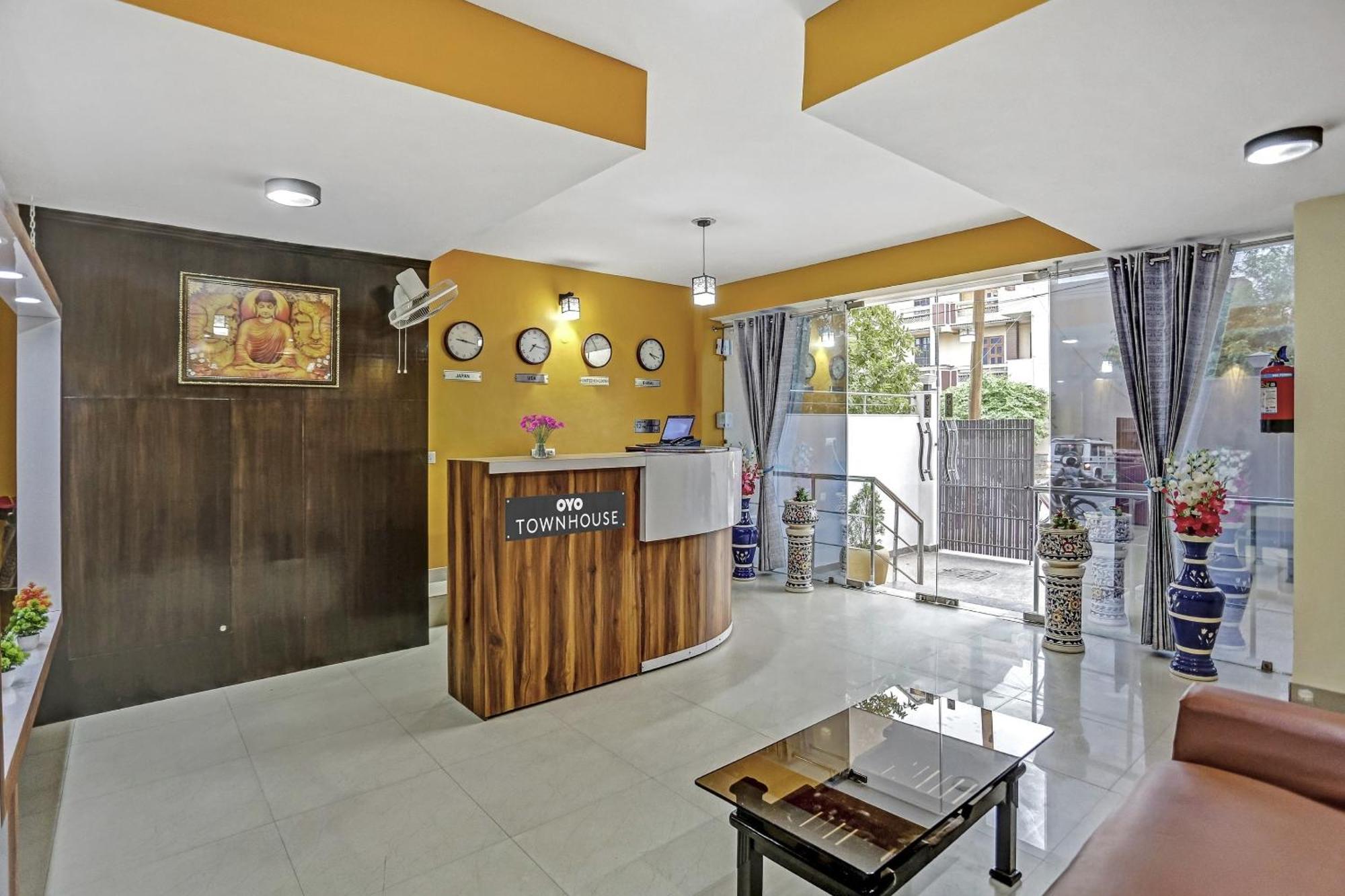 Townhouse Rumaisa Indirapuram Zewnętrze zdjęcie