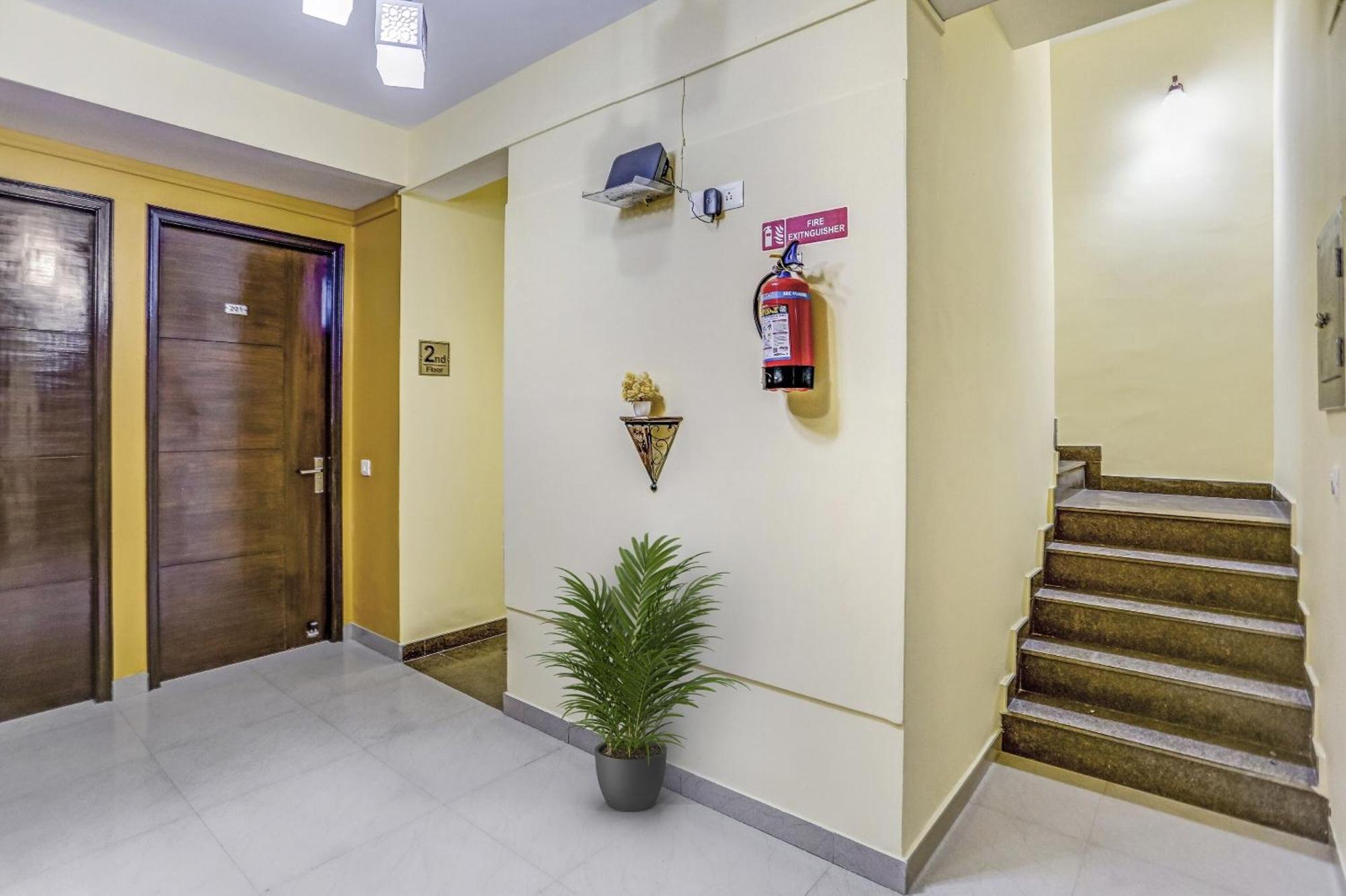 Townhouse Rumaisa Indirapuram Zewnętrze zdjęcie
