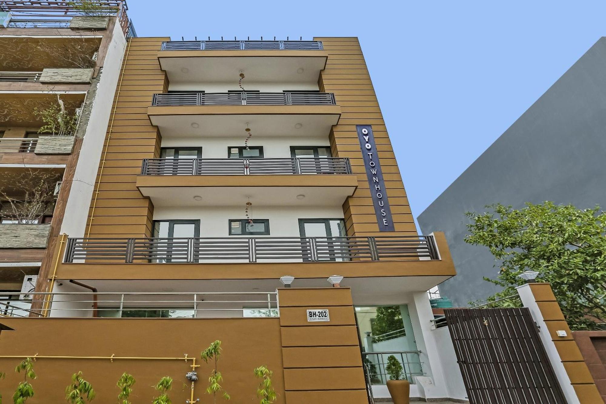 Townhouse Rumaisa Indirapuram Zewnętrze zdjęcie